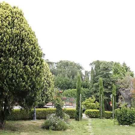 Vallelunga Villa *